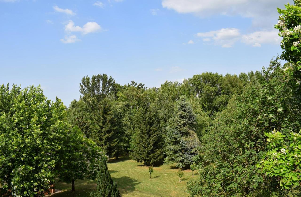 Helikon 31 Apartman Keszthely Buitenkant foto