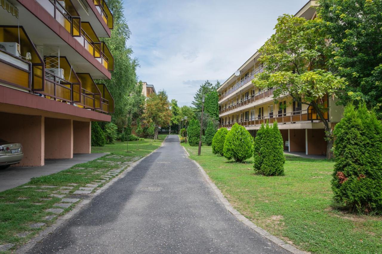 Helikon 31 Apartman Keszthely Buitenkant foto